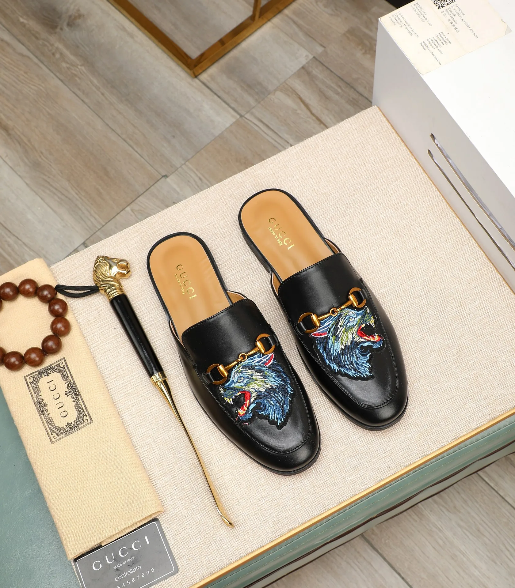 Men's clothing and shoes 💰380 (Gucci) The latest 🎁🎁 casual and fashionable men's shoes 👟 from the official website, hot style 💥 style is simple and elegant, exclusive for trendy men. Unique official website latest brand double G elements 👑 original Gucci decoration, fashionable and generous, original material original calfskin, ✅ fully imported first-layer pigskin lining, official website designated wear-resistant, lightweight original rubber casual outsole, counter classic model taken in kind, 38-44 black and white optional